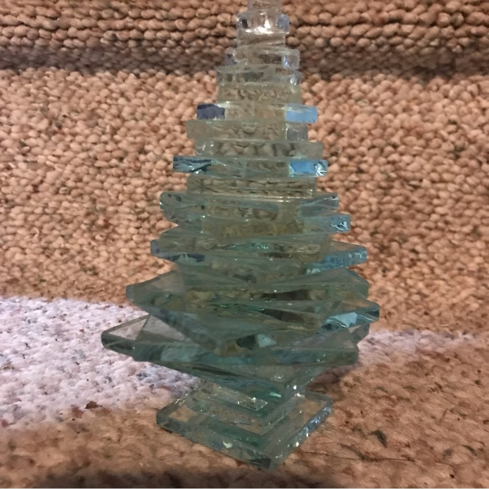 Glass Christmas Tree - Picture 2 of 4
